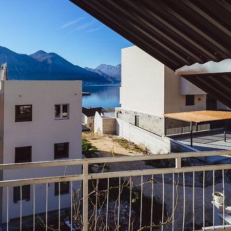 Azure Adriatic Apartman Kotor Kültér fotó