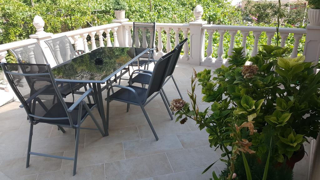 Azure Adriatic Apartman Kotor Kültér fotó